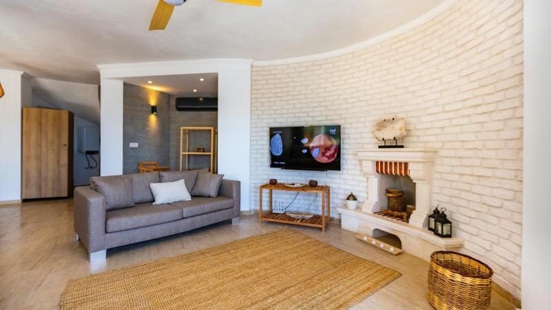 3 Bedroom Luxury Villa in Kalkan - image 25