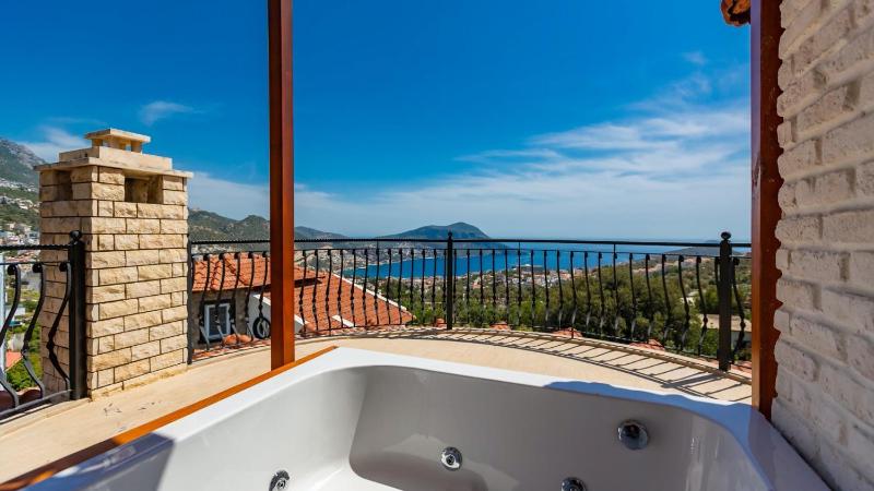 3 Bedroom Luxury Villa in Kalkan - image 42