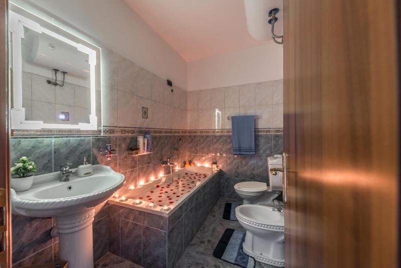 Aria Apartment - image 13