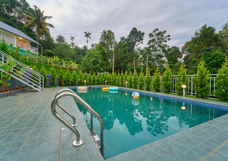 Ice Mist Pool Resort Munnar by VOYE HOMES - image 10