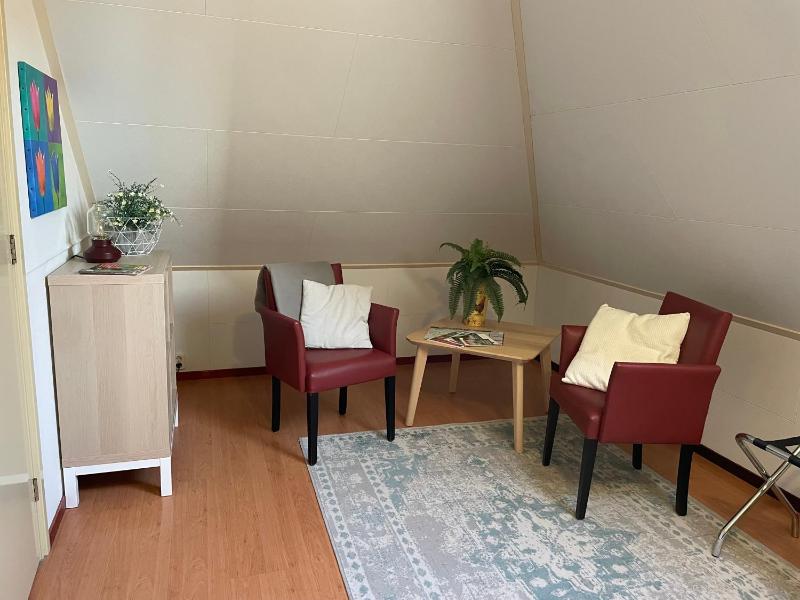 Double Room image 4