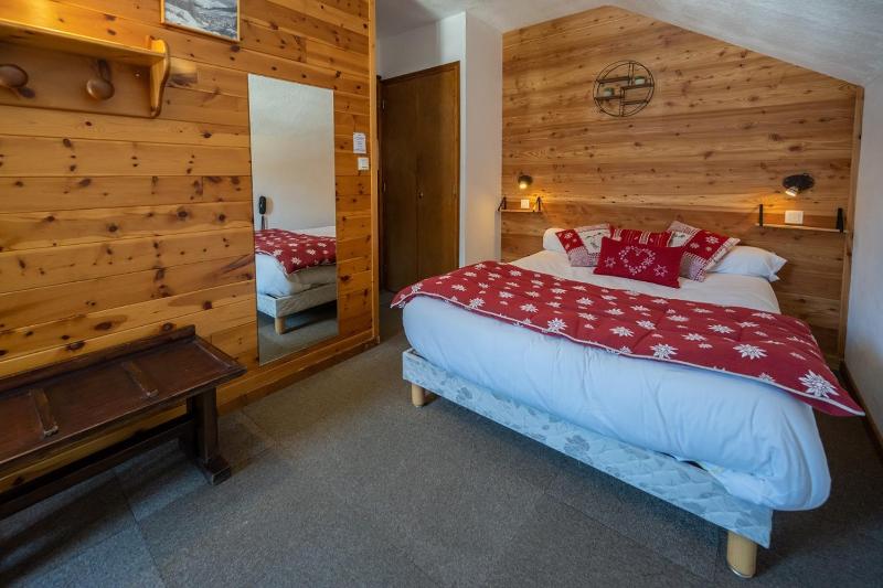 Double Room image 1