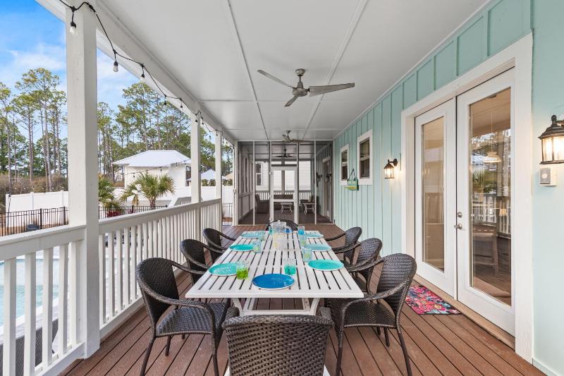 Pool 30A Fire Table Gourmet Kitchen Luxury - image 47