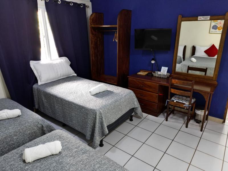 Hotel Sueños - image 10