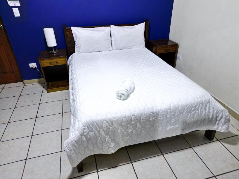 Hotel Sueños - image 9