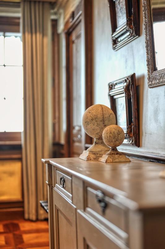 Standard Suite image 2