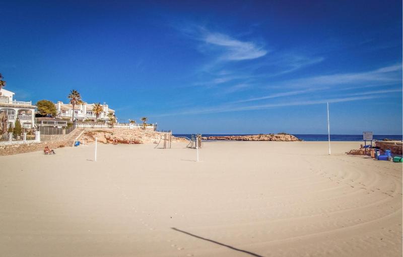 Beautiful Home In Orihuela Costa - image 5