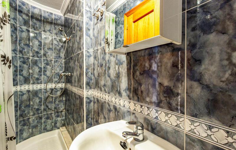 Beautiful Home In Orihuela Costa - image 24