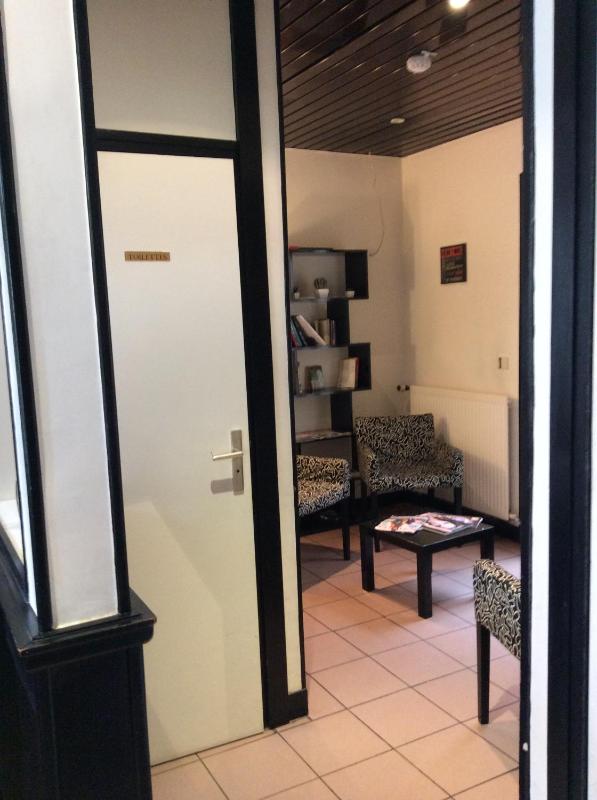 Twin Room image 2