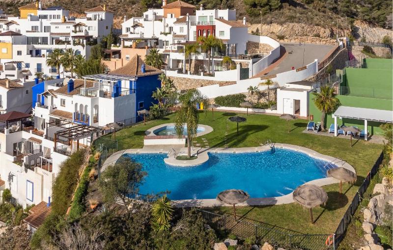 4 Bedroom Gorgeous Home In Almuñecar - image 26