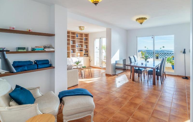4 Bedroom Gorgeous Home In Almuñecar - image 4