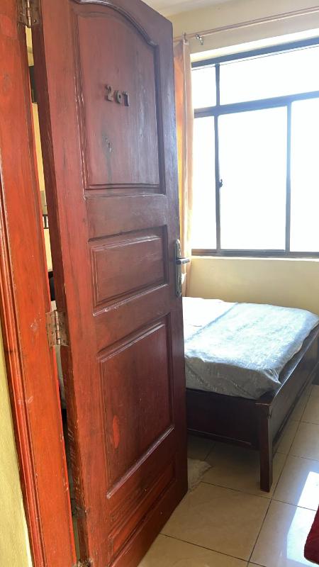 Naye Homes Master Suite near Mawela social hall with free Wi-Fi - image 16