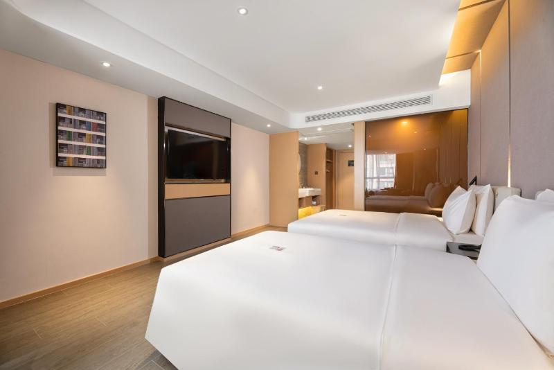 Atour Hotel Xi'an Gaoxin North Zhangba Road - image 1
