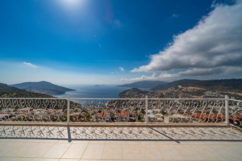 Kalkan 5 Bedroom Villa - 1064 - image 16