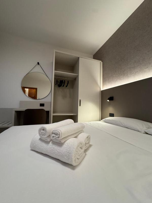 One-Bedroom Apartment with Balcony image 1
