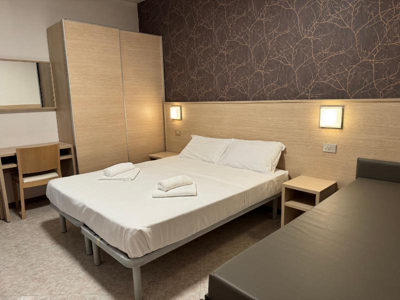 One-Bedroom Apartment with Balcony image 3
