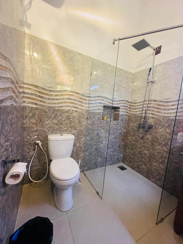 Triple Room with Bathroom image 1