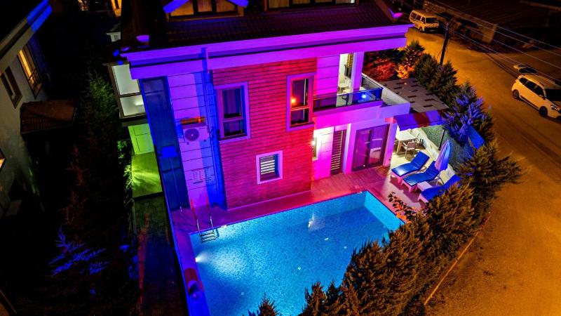 Fethiye 3 Bedroom Villa - Close to the center - image 5