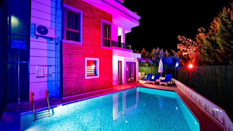 Fethiye 3 Bedroom Villa - Close to the center - image 18