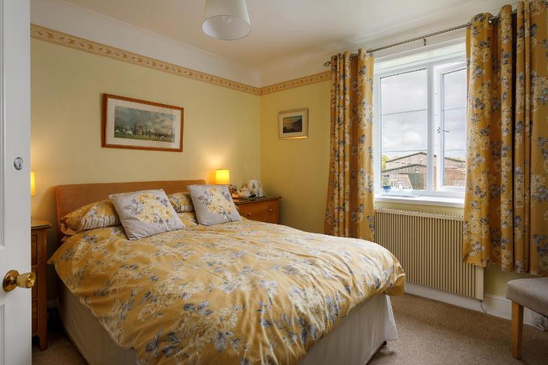 Double Room with Private Bathroom image 3
