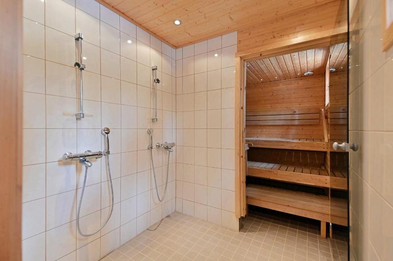Holiday Cabin Aurora River inc Wilderness Sauna - image 38