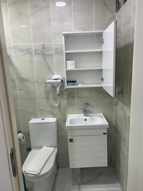 Deluxe Double or Twin Room with City View image 2