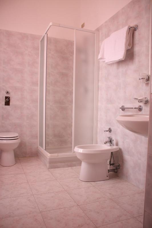 Single Room image 1