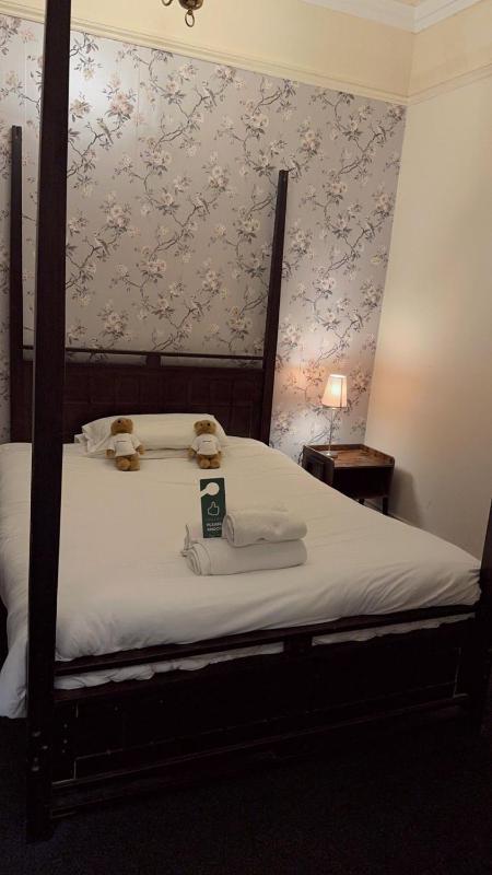 Regency Hotel - image 34