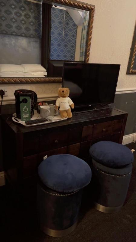 Regency Hotel - image 28