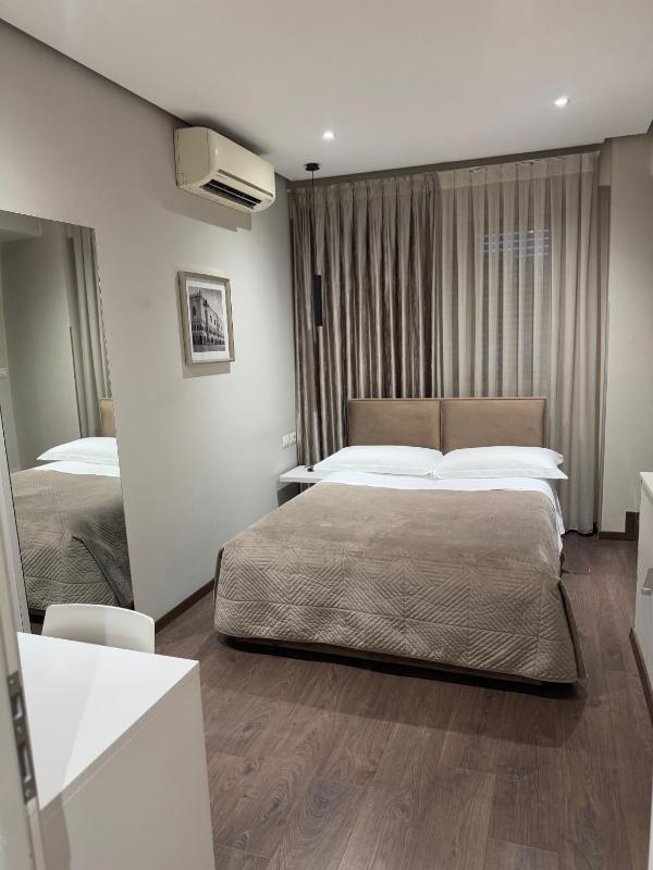 Single Room image 1