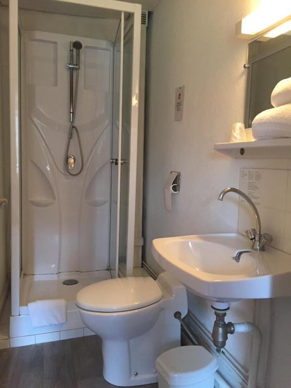 Triple Room image 2