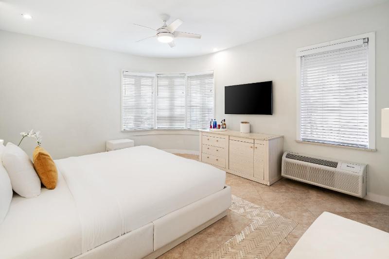 Cardozo King Room image 4