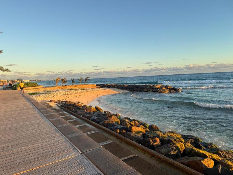 Beach Life Villa - image 11