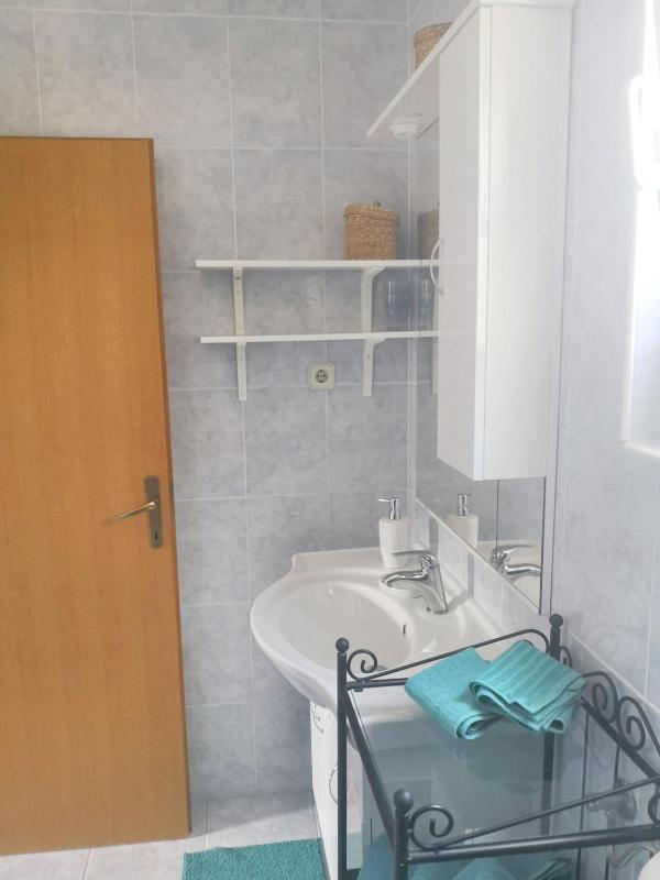 Comfortable apartment in Makarska 80 m2 sea view and terrace - image 44