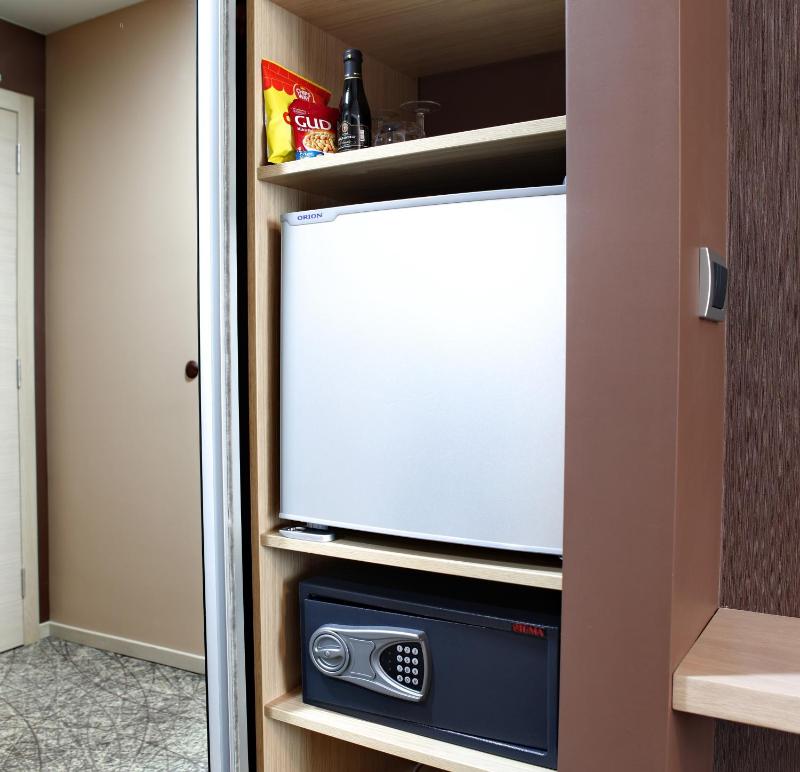 Deluxe Single Room image 1