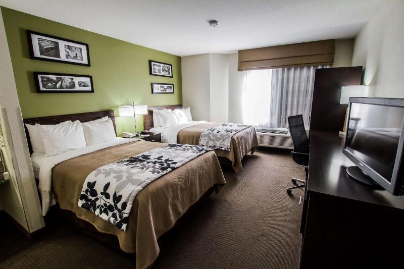 Double Room with Two Double Beds - Non-Smoking image 2