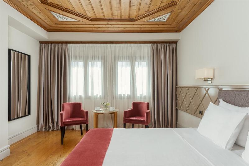Suite image 3
