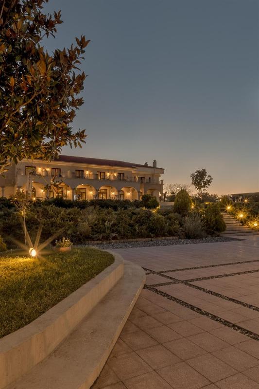 The Lake Hotel - image 34