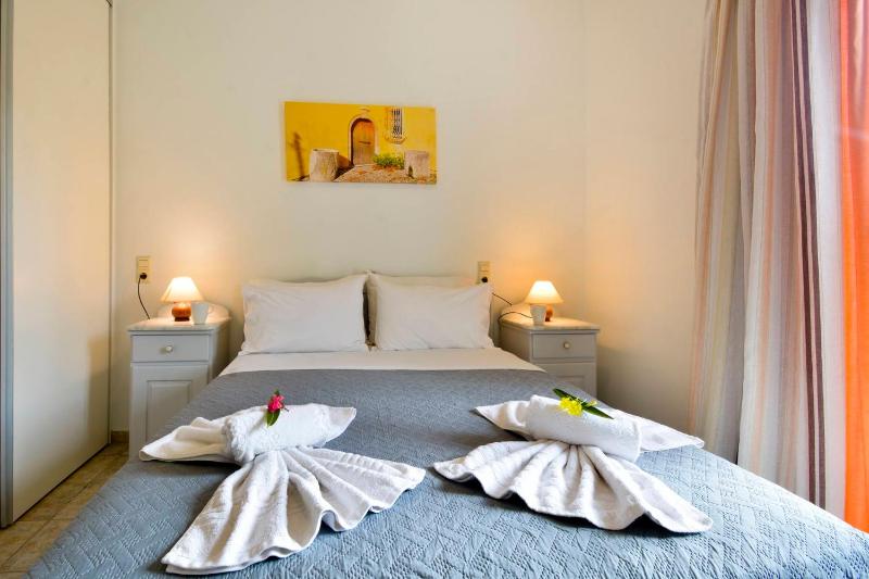 Apartment No4 - Ground Floor with Marina and Pool view image 2