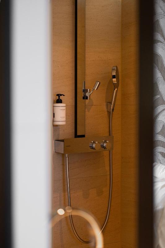 Superior Double Room image 3