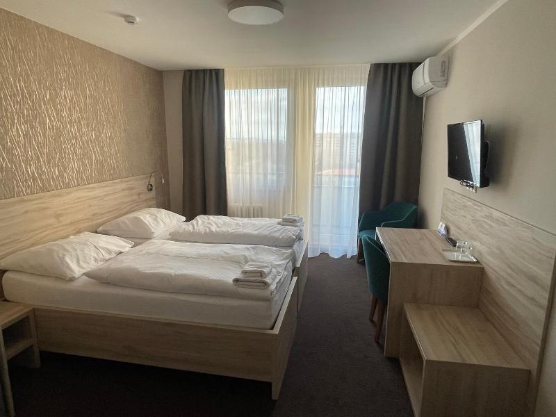 Premium Double or Twin Room with free Air-Conditioning image 1