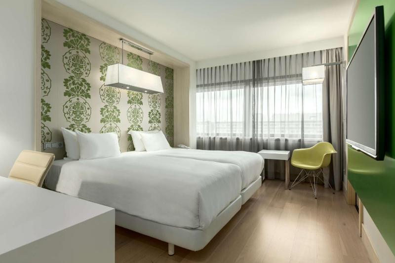 Standard Double or Twin Room image 1