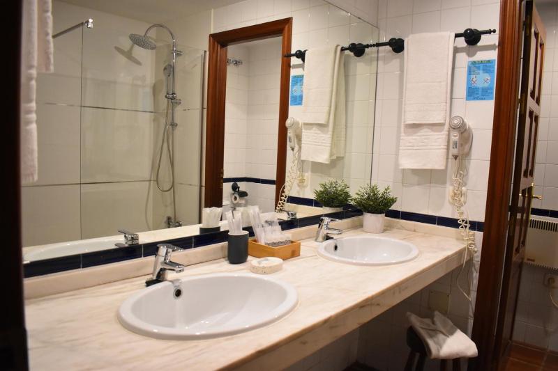 Junior Suite image 1