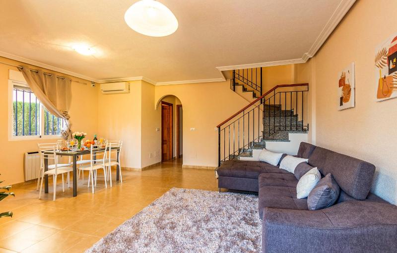 3 Bedroom Amazing Home In Orihuela Costa - image 22
