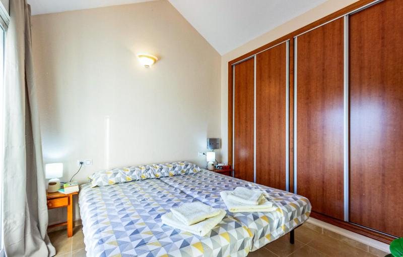 3 Bedroom Amazing Home In Orihuela Costa - image 9