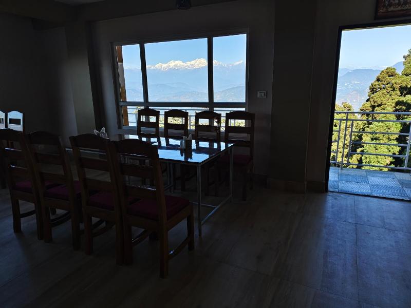 Lamahatta Clouds Hotel & Restaurant - image 15