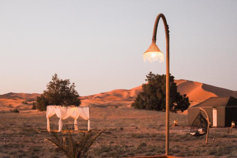 Glamorous Luxury Camp - image 25