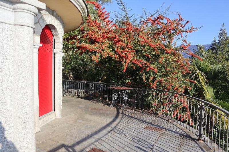 Barony romantic villa - image 45