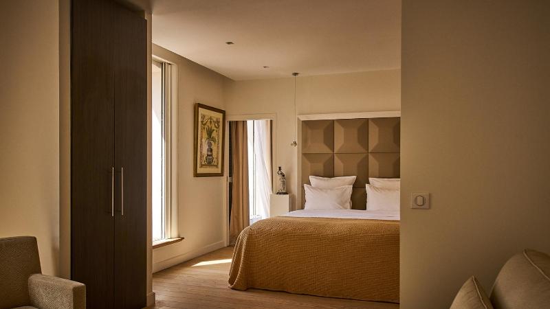 Junior Suite with Terrace image 3