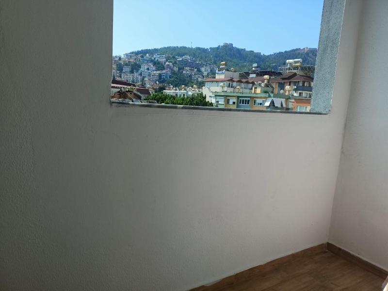 Triple Room with Balcony image 2